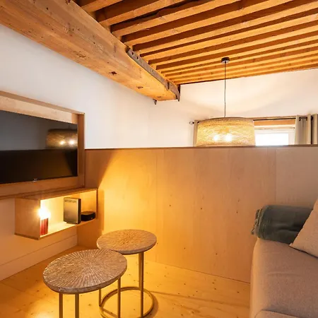 Smartstay Traboule - Place Bellecour Apartman