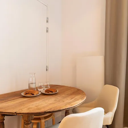 Smartstay Traboule - Place Bellecour Apartman